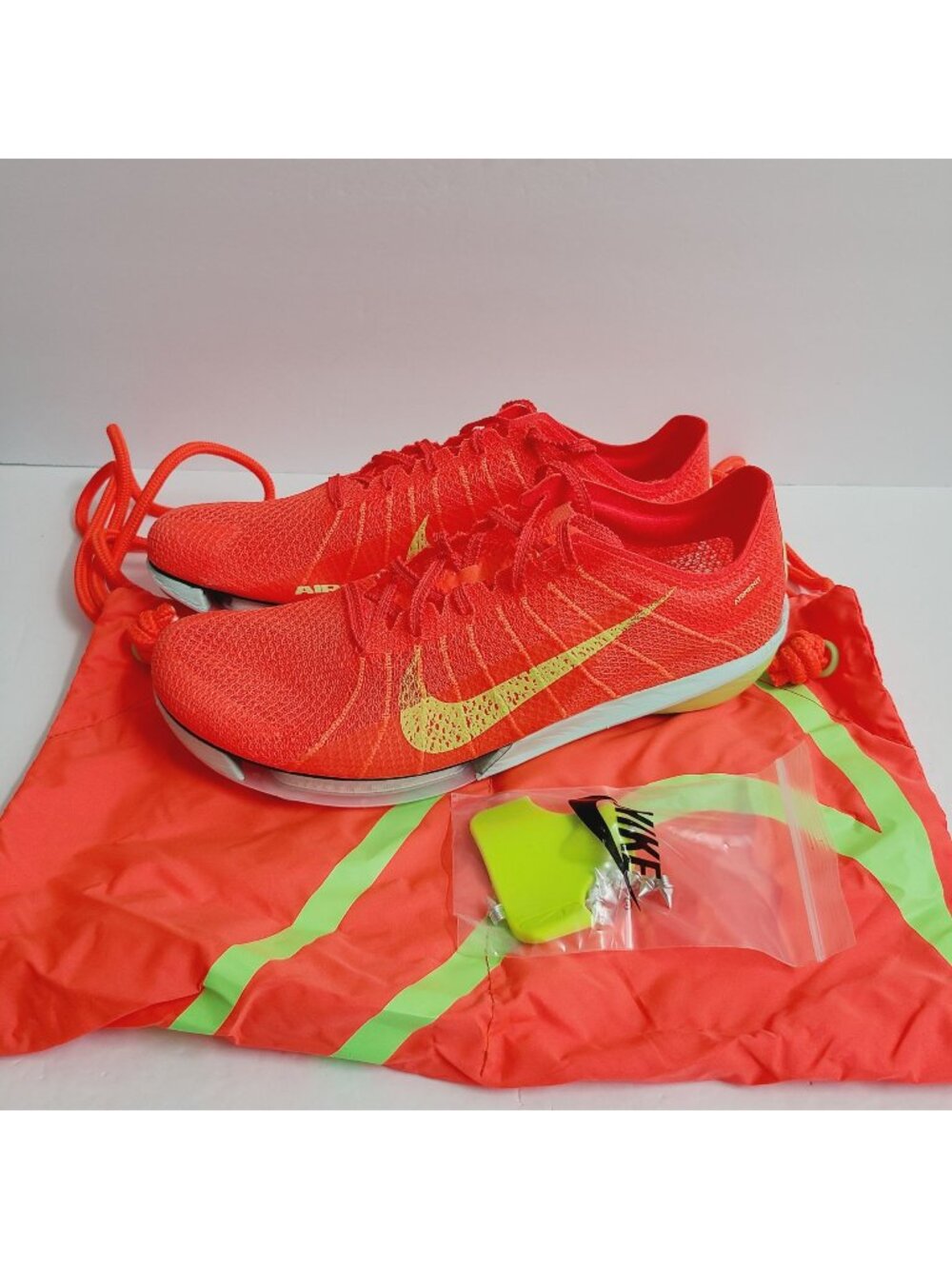 NEW Nike Air Zoom Victory 2 Track & Field Shoes SPIKES BAG FD8411-600 Size 8 #2